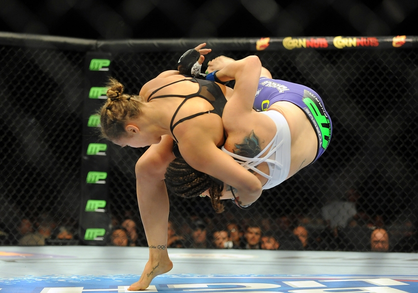 MMA: UFC 175-Rousey vs Davis